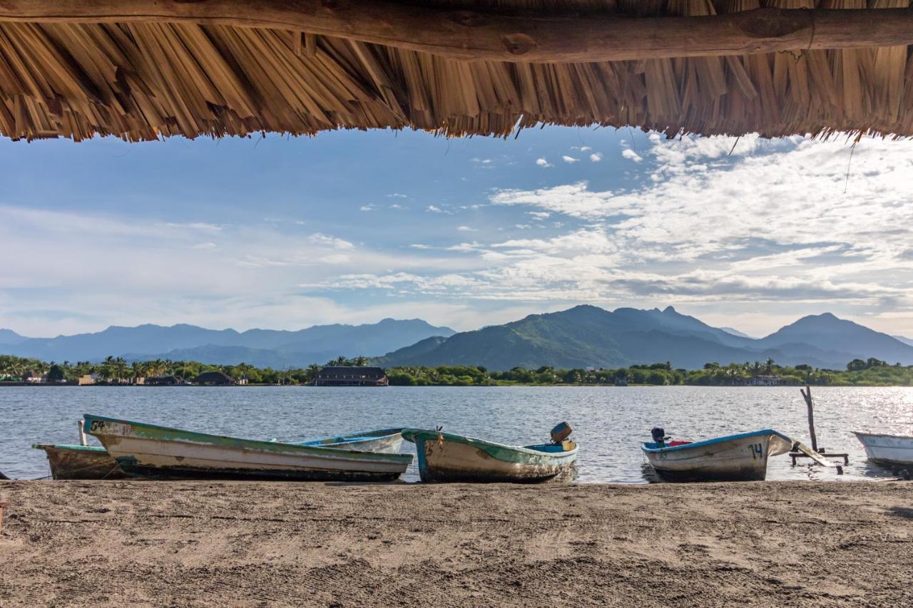 Hotel Tachinaste Tonala  ภายนอก รูปภาพ