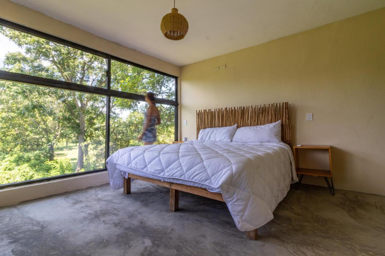 Hotel Tachinaste Tonala  ภายนอก รูปภาพ